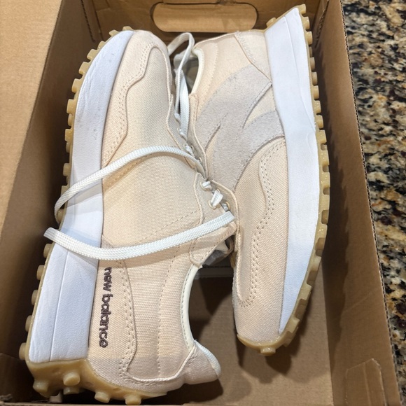 New Balance 327 Women's Macadamia Nut Sneakers - Picture 3 of 9